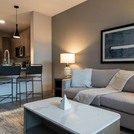 Landing Modern Apartment With Amazing Amenities